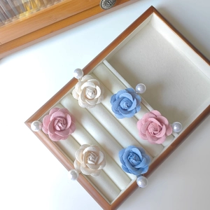 Élégante Pince à Cheveux Fleur de Camélia en Tissu 3D Avec Künstliche Perle Douce Pince Latérale pour Frange Accessoires Cheveux Femme