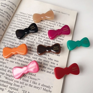 Barrettes à cheveux en acétate en forme de nœud avec lettrage doré fait main