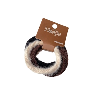 Set di tre elastici per capelli in peluche nei colori bianco, marrone scuro e nero