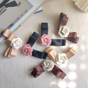 Lot de 6 barrettes à cheveux élégantes avec fleurs de camélia et nœuds en ruban chic