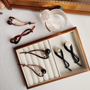 Elegant brown pearl banana hair clips in tortoiseshell resin for women hairstyles