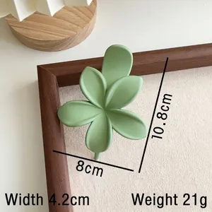 Pince à cheveux fleur vert pâle mate 10,8 cm grande barrette florale pour femmes