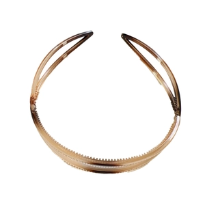 Amber brown minimalist crisscross hair hoop with non-slip teeth for secure grip