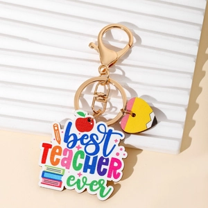 Portachiavi creativo in legno Best Teacher Ever con ciondoli a forma di mela e matita