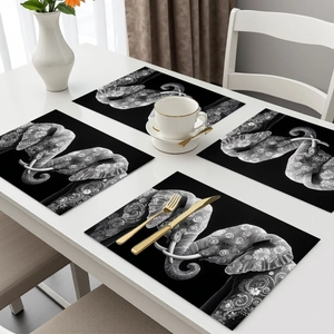 Lot de 4 sets de table mandala éléphant résistants à la chaleur style noir et blanc