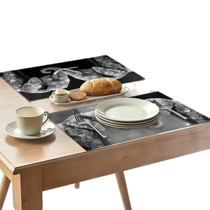 Sets de table éléphant mystique avec motifs floraux vintage pour décor de table