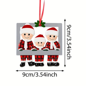 Décoration de Noël famille de trois en tenue écossaise, dimensions 9x9cm pour sapin