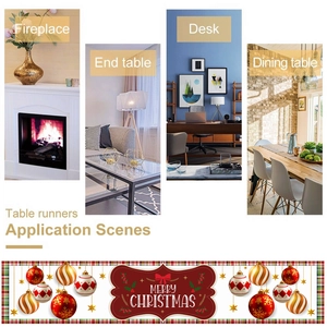 Runner da tavola natalizio con palline oro rosso e scritta Merry Christmas decorativo