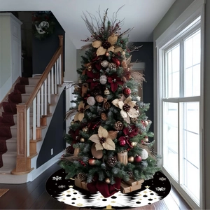 Eleganter schwarz goldener Weihnachtsbaumrock mit Schneeflockenmuster für die Feiertagsdeko