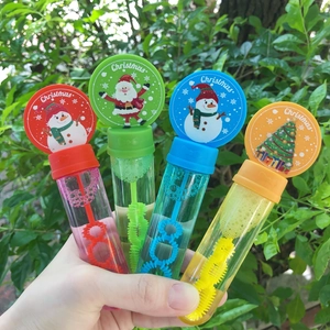 Set di Bacchette per Bolle di Natale per Bambini in Plastica con Motivo Babbo Natale Pupazzo di Neve Renna Regali per Feste