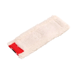 Dettaglio di un panno di ricambio in microfibra bianca per mocio con cinturino in tessuto rosso
