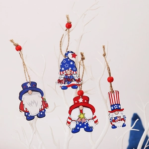 Lot de 4 gnomes patriotes américains suspendus aux couleurs rouge blanc bleu et design USA