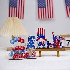 Gnomes décoratifs en bois pour la fête nationale américaine et décorations de table USA