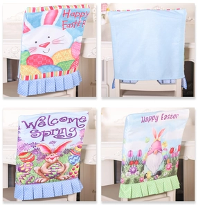 Détails de housses de chaise de Pâques avec motifs gnomes et bordure à pois volantée