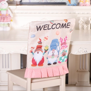 Housse de chaise de Pâques avec gnomes et volants à pois roses sur tissu en lin