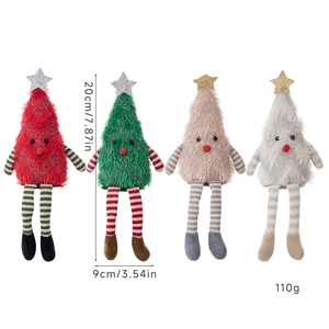 Set di quattro bambole di peluche a forma di albero di Natale con gambe lunghe e stelle colorate