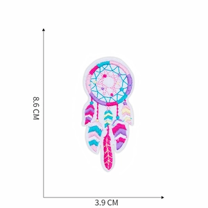 Detailed embroidered dreamcatcher patch showing pink and blue feathers with dimensions 8.6x3.9cm