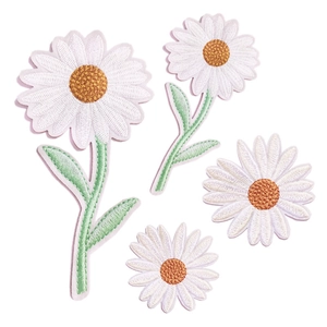 Daisy Flower Embroidery Patch Iron On Sew On Embroidered Applique For Clothing Bag DIY Decor White Yellow Floral Patch
