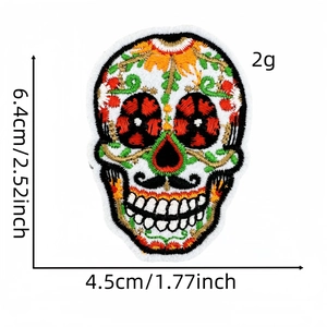Dettagli della toppa messicana sugar skull con ricamo floreale colorato e misure dimensionali
