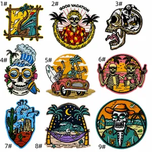 Lot de 9 écussons brodés de têtes de mort et paysages pour décoration textile