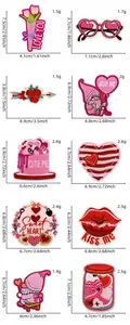 Size chart showing dimensions and weights for 10 cartoon heart embroidery patches