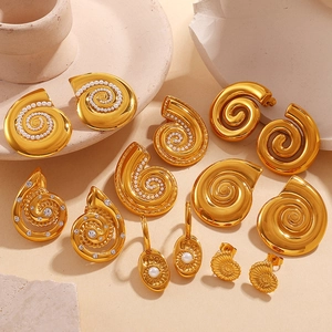 Vintage Stainless Steel Spiral Sea Snail Stud Earrings For Women 18K Gold Plated Imitation Artificial Pearl Zirconia Shell Nautical Jewelry