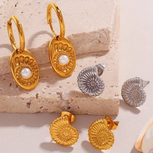 Retro 18K gold plated stainless steel pearl earrings with nautilus shell design