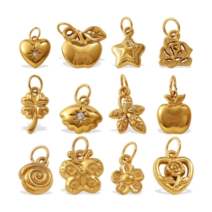 Collection de mini breloques DIY en acier inoxydable doré 18K en forme de cœur et papillon
