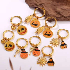 Halloween oorringenset met kleurrijke emaille hangers van pompoen en schedel