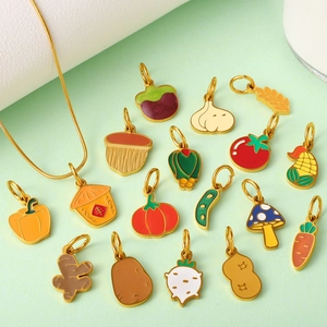 Pendentifs légumes colorés en acier inoxydable pour bijoux DIY sur chaîne serpent dorée
