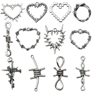 Dijes de corazón espinas plata retro para collares DIY y creación de joyas punk góticas