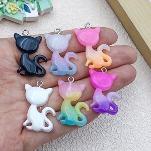 Glitter gradient resin cat pendants for DIY jewelry making, 30x20mm assorted colors