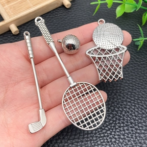 Colgantes deportivos de aleación con palo de golf y raqueta de tenis para joyería artesanal