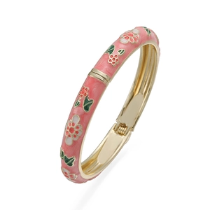 Vintage cloisonné daisy bangle with pink enamel flowers and gold-plated metal finish