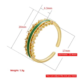 Detaillierte Ansicht des verstellbaren Rings mit grünem Emaille, Zirkon und Maßen