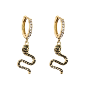 Boucles d'oreilles serpent dorées avec zircons et yeux en gemmes vertes sur anneaux