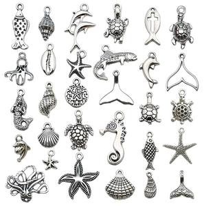 Aperçu de breloques océaniques en argent vieilli pour la création de bijoux DIY personnalisés