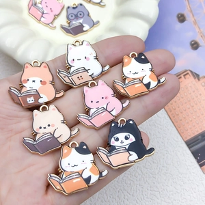 Cartoon lezende kat legering hangers voor DIY kettingen oorbellen sieraden maken set