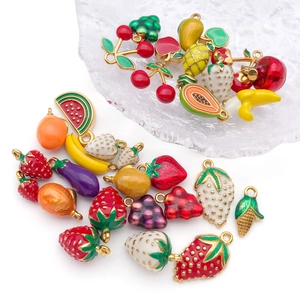Details des breloques de fruits et legumes en email 3D pour la creation de bijoux