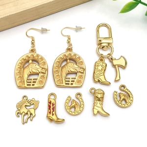Pendentifs bottes de cowboy et chevaux en acier doré pour la création de bijoux DIY