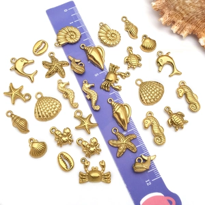 Goldene Ozean-Anhänger aus Edelstahl mit Seesternen und Muscheln für DIY-Schmuckherstellung