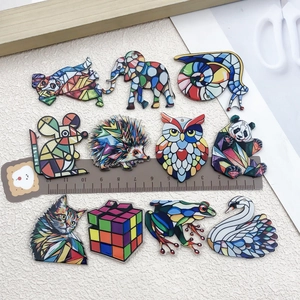 Bunte geometrische Acryl Tieranhänger Set mit Panda Katze und Elefant Motiven für DIY