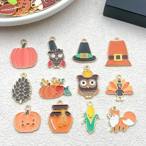 Set de dijes esmaltados DIY para Acción de Gracias con calabaza, pavo y búho
