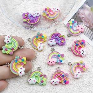 Pendentifs mignons en résine arc-en-ciel et nuages avec étoiles pour colliers et boucles DIY