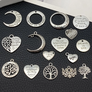 Set mit 14 Vintage-Silberanhängern in Herzform für Muttertags-DIY-Schmuckherstellung