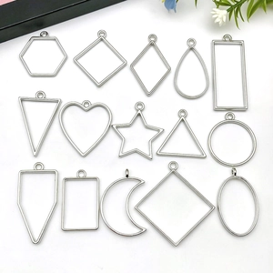 Zinc Alloy Geometric Open Bezel Pendants Resin Craft Heart Moon Star Triangle Shape Electroplated Metal Frame Accessories