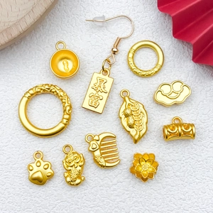 Collection de pendentifs dorés de style chinois avec Pixiu et lotus pour bijoux DIY
