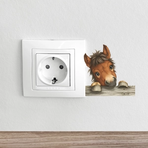 Autocollant mural petit cheval mignon pour décorer les interrupteurs ou prises murales