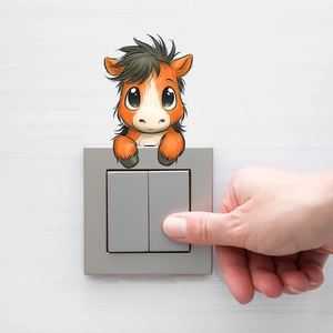 Adesivo murale carino a forma di pony con occhi grandi per decorazione interruttori casa