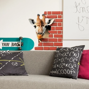 Sticker mural 3D réaliste tête de girafe traversant un mur de briques rouges pour maison
